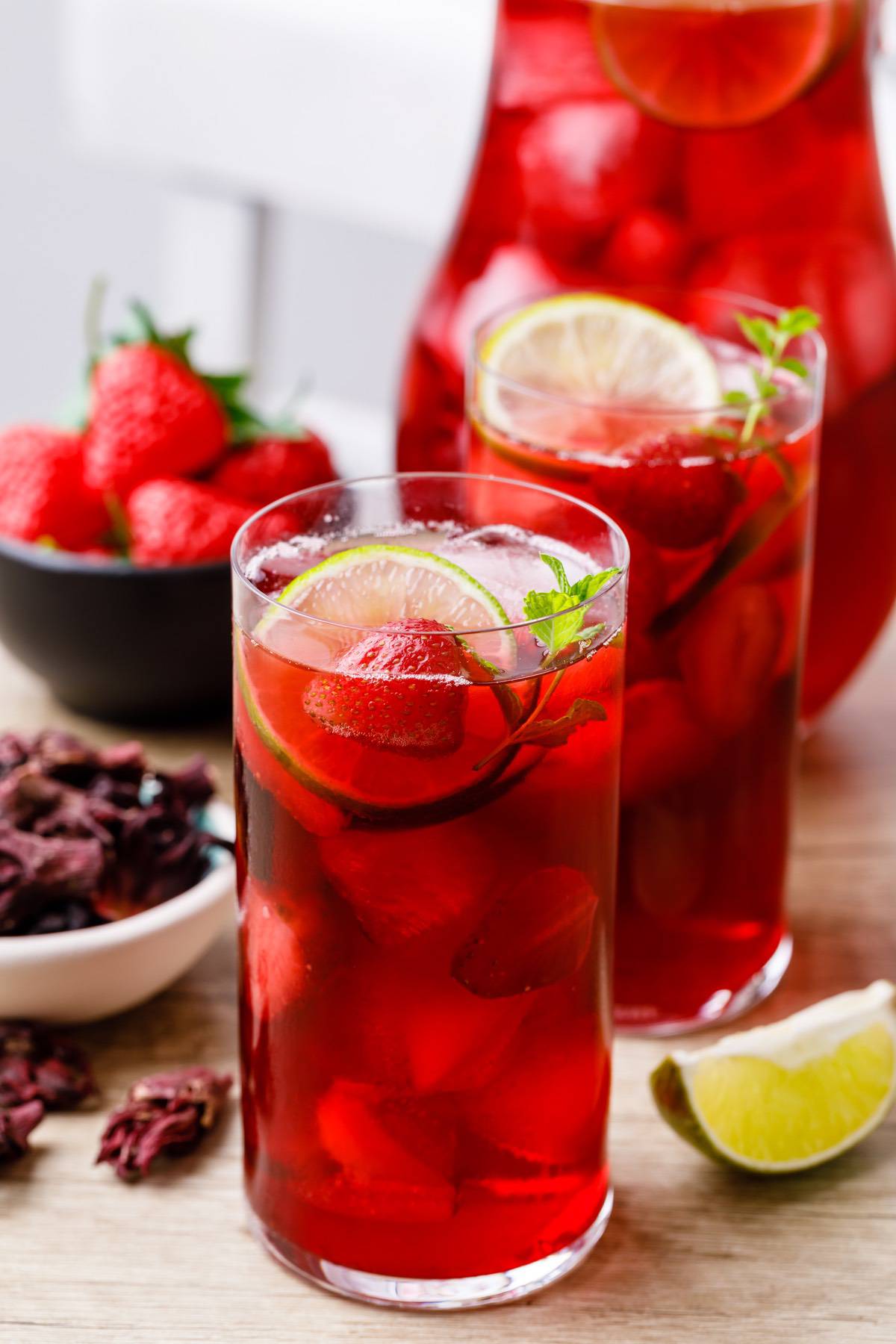 4-Ingredient Strawberry Hibiscus Iced Tea - Nurtured Homes