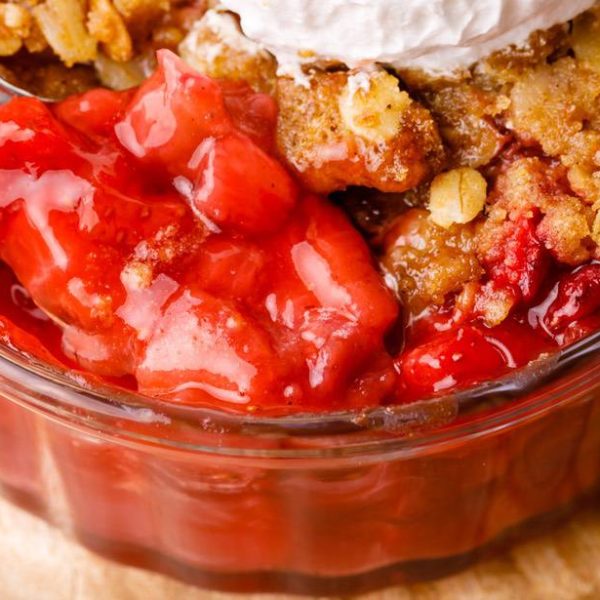 Strawberry Rhubarb Crisp