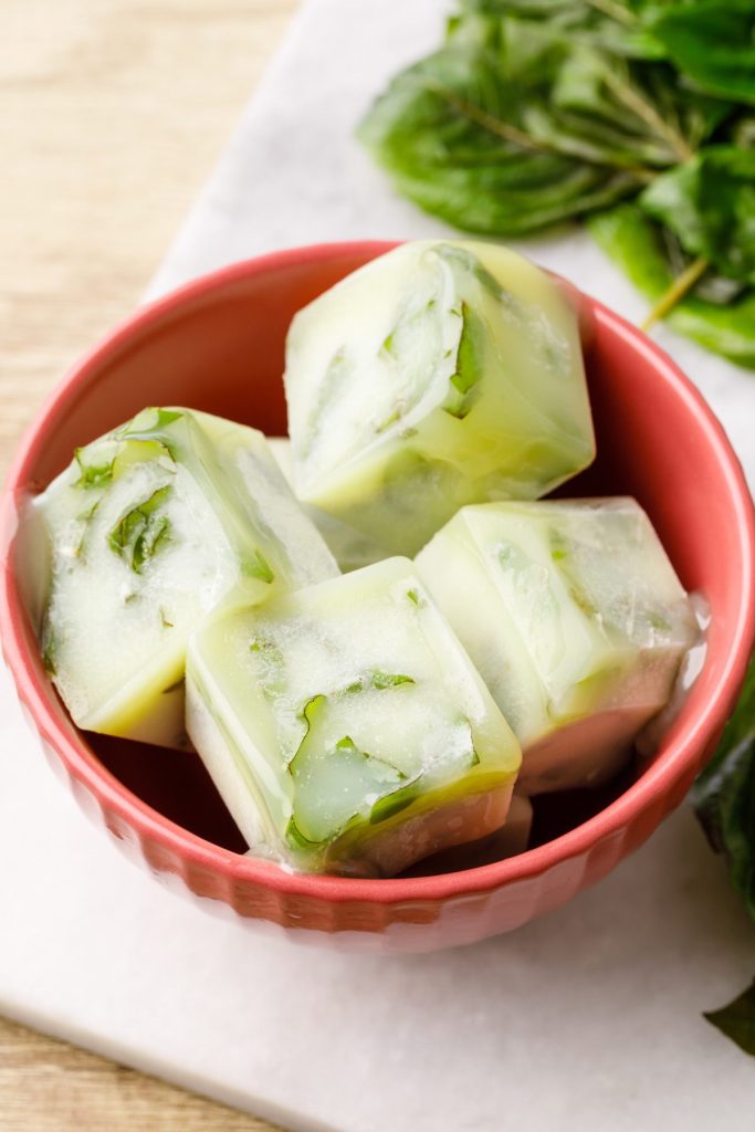 Can You Freeze Basil