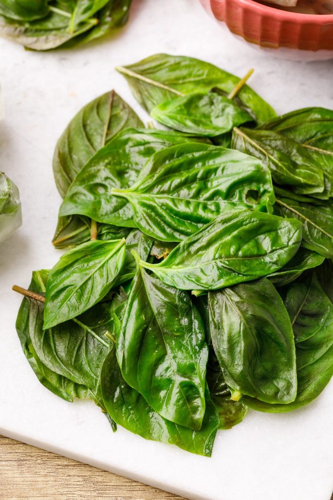 Can You Freeze Basil