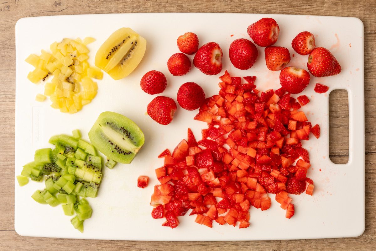 how big to chop the strawberries and kiwi for the salsa