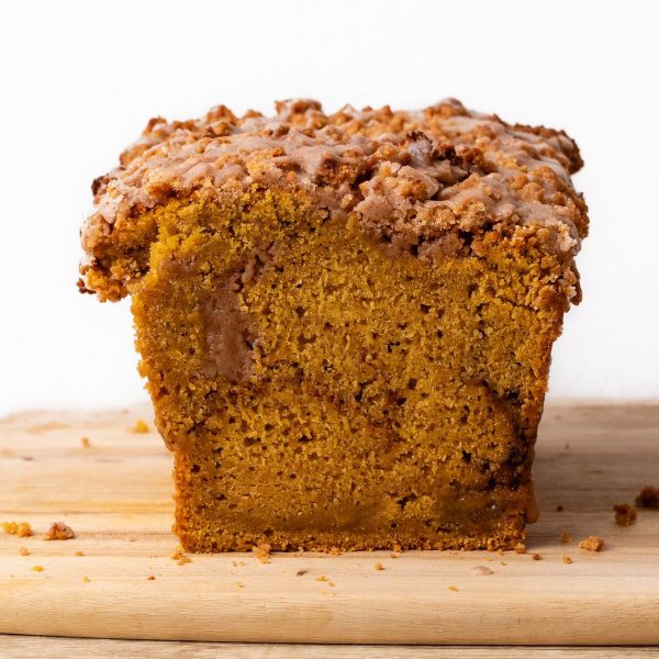 Pumpkin Cinnamon Crumble Bread